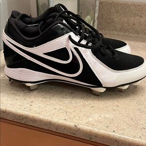 Nike Black and White Athletic Shoes